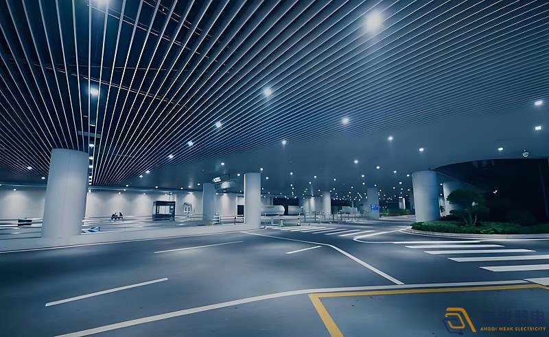 在地下車庫，看燈光如何綠色“智”變？