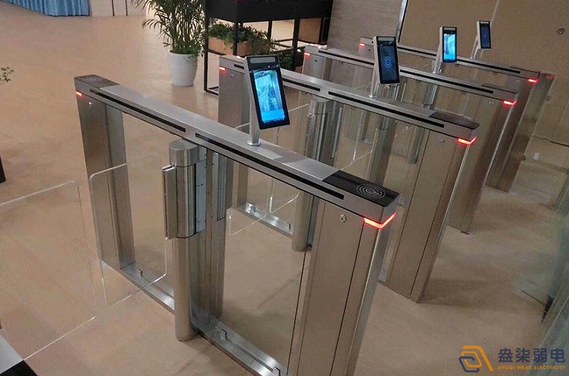 企業(yè)微信禁考勤一體機(jī)，快試試！